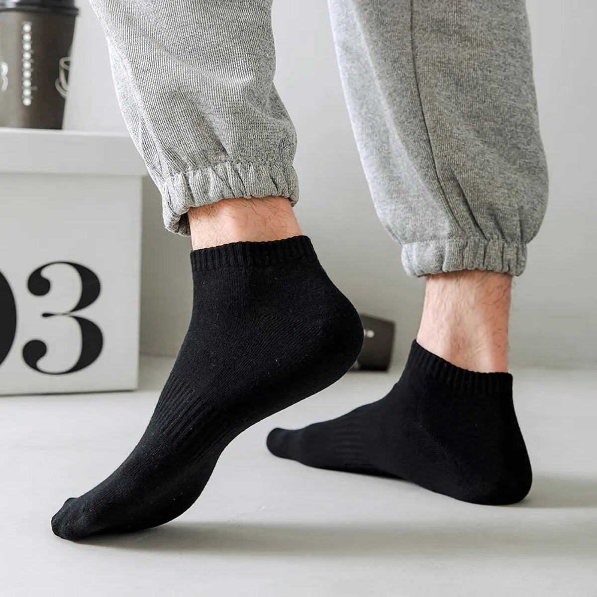 1/5 пар унисекс белых и черных – обзор и цена Sock Garter Men